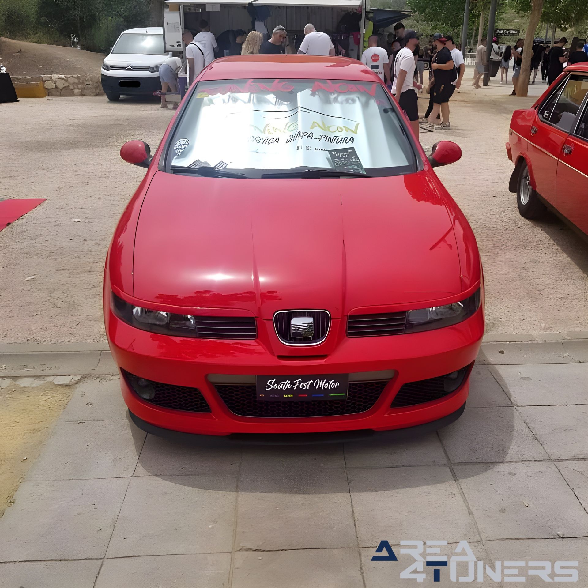 2º South Fest Motor
Imagen del reportaje de la revista Tuning Area4tuners.es, de la concentración de coches Tuning del año 2023 en Huetor Tájar, Granada, España