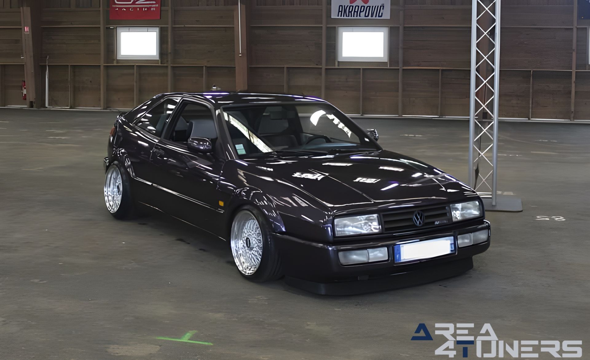 The Show A Multimark Experience
Imagen del reportaje de la revista Tuning Area4tuners.es, de la concentración de coches Tuning del año 2023 en Magny Cours Francia