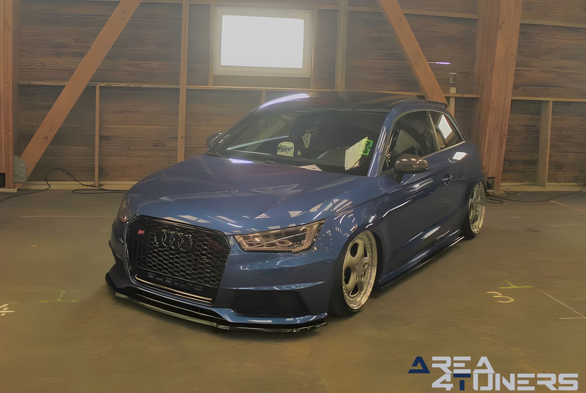 The Show A Multimark Experience
Imagen del reportaje de la revista Tuning Area4tuners.es, de la concentración de coches Tuning del año 2023 en Magny Cours Francia