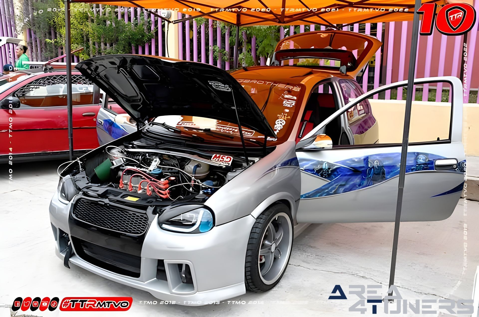 Las Mesas Fest
Imagen del reportaje de la revista Tuning Area4tuners.es, de la concentración de coches Tuning del año 2023 en Las Mesas Tlaxcala México