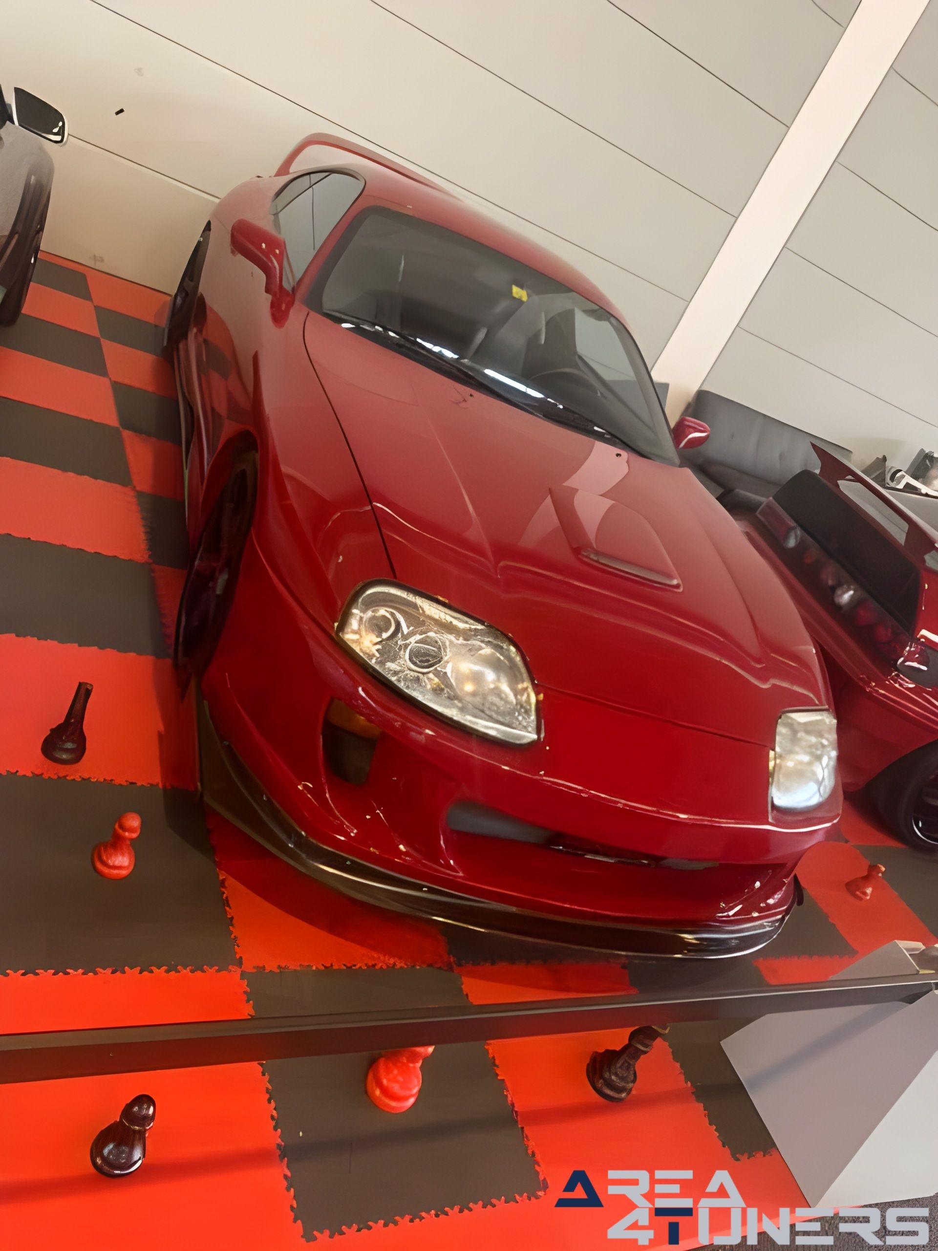 Tuning World Bodensee 2023
Imagen del reportaje de la revista Tuning Area4tuners.es, de la concentración de coches Tuning del año 2023 en Friedrichshafen, Alemania