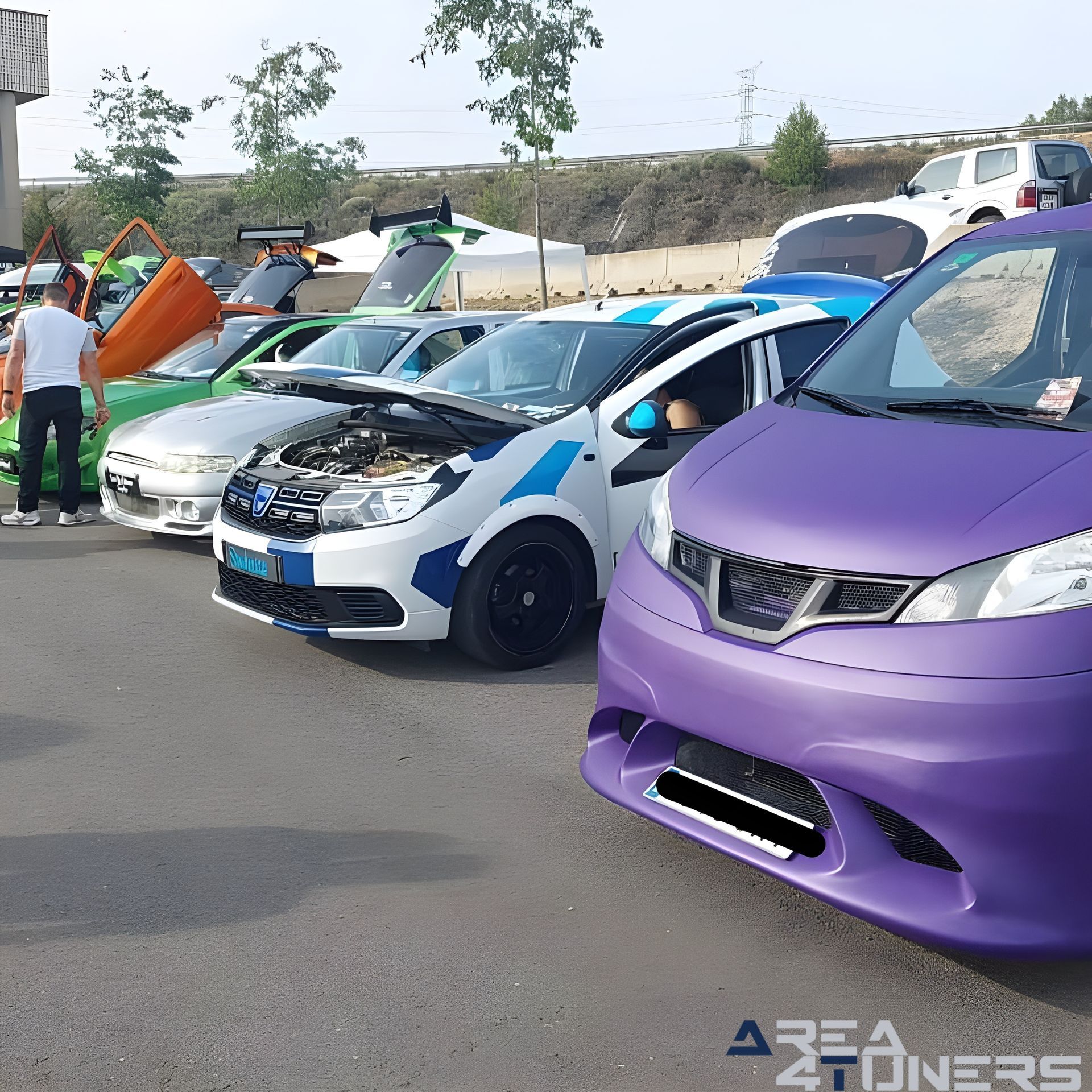 Vimbodí Motor Show 2k23
Imagen del reportaje de la revista Tuning Area4tuners.es, de la concentración de coches Tuning del año 2023 en Vimbodí, Tarragona, España