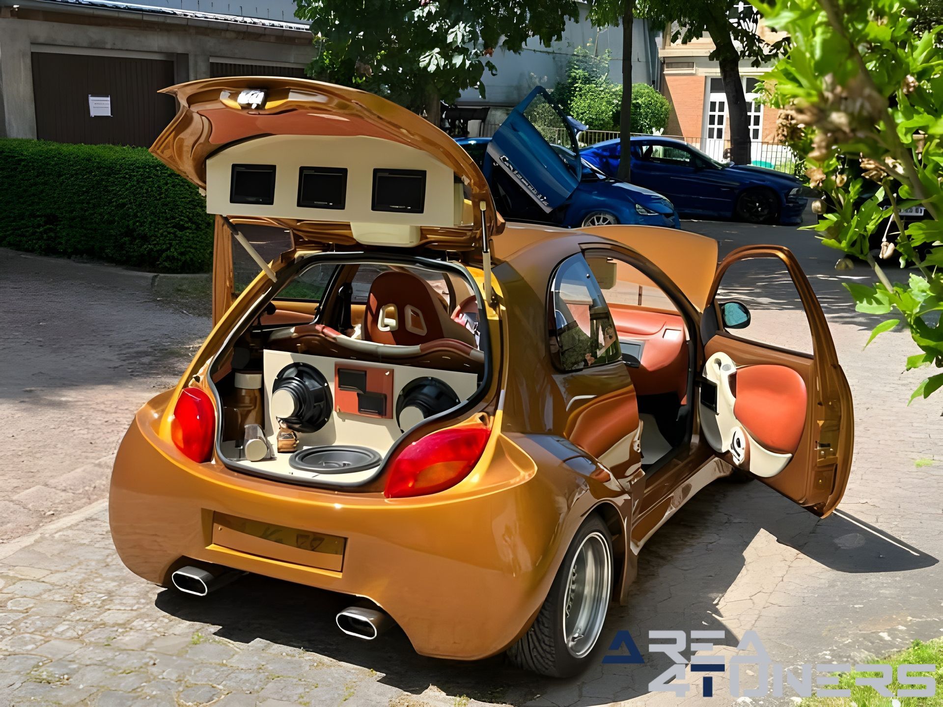 Sarre Day's Number 2
Imagen del reportaje de la revista Tuning Area4tuners.es, de la concentración de coches Tuning del año 2023 en Sarreguemines, Francia