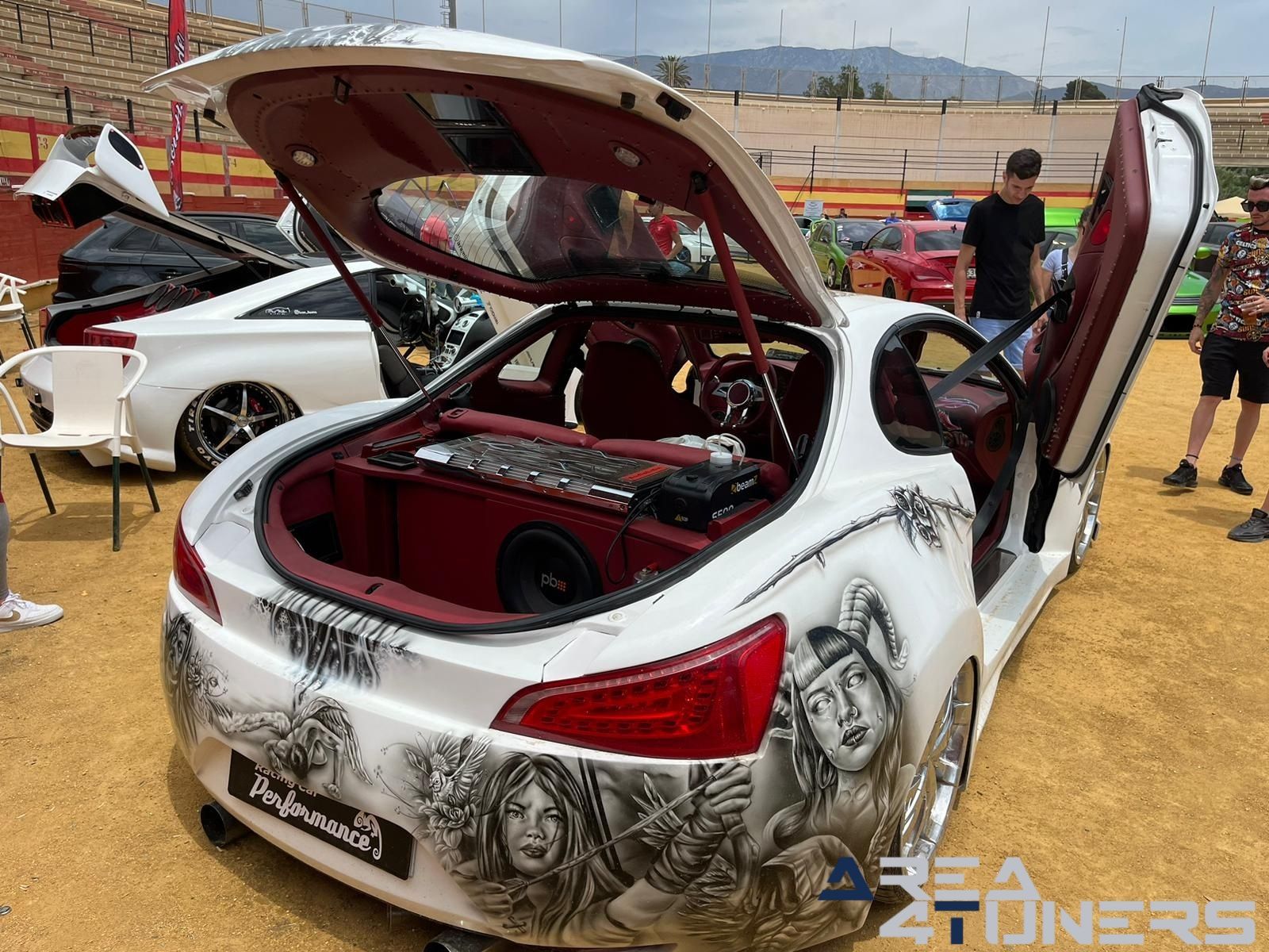 Motor Fest Motríl 2023
Imagen del reportaje de la revista Tuning Area4tuners.es, de la concentración de coches Tuning del año 2023 en Motríl, Granada, España