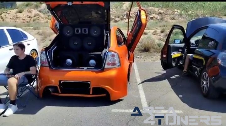 1a Concentración Tuning Lérida
Imagen del reportaje de la revista Tuning Area4tuners.es, de la concentración de coches Tuning del año 2023 en Lérida, España