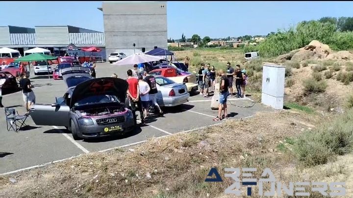 1a Concentración Tuning Lérida
Imagen del reportaje de la revista Tuning Area4tuners.es, de la concentración de coches Tuning del año 2023 en Lérida, España