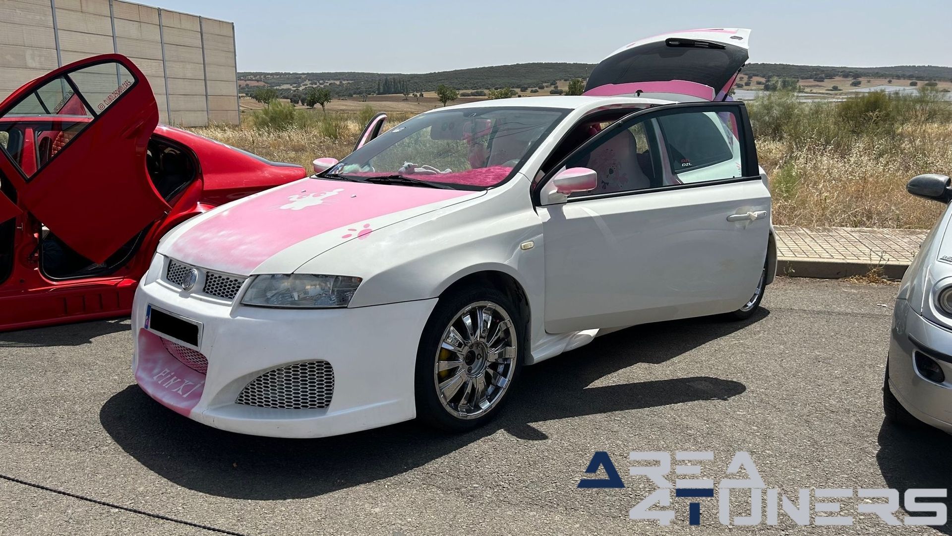 6a Concentración Tuning Pistones Endemoniados
Imagen del reportaje de la revista Tuning Area4tuners.es, de la concentración de coches Tuning del año 2023 en Picón, Ciudad Real, España