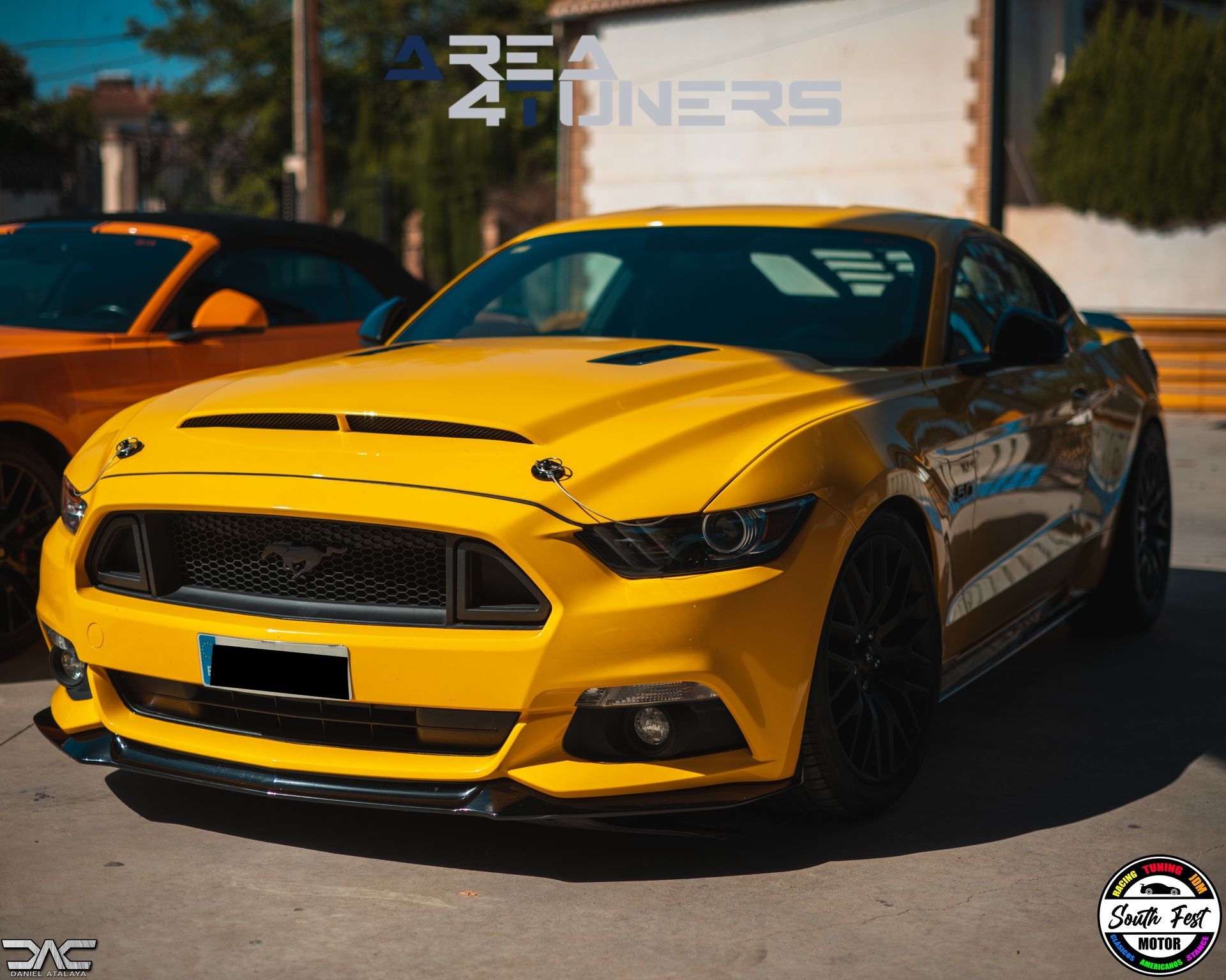 South Fest V.I.P. Edition
Imagen del reportaje de la revista Tuning Area4tuners.es, de la concentración de coches Tuning del año 2023 en Ogíjares, Granada, España