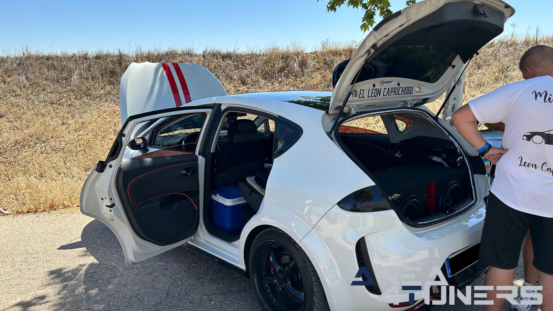 2a Concentración Postureo Tuning
Imagen del reportaje de la revista Tuning Area4tuners.es, de la concentración de coches Tuning del año 2023 en Carmena, Toledo, España