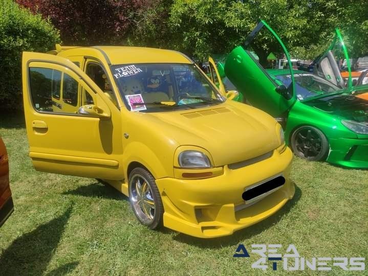 Meeting Tuning Auto Le Monkey's Family
Imagen del reportaje de la revista Tuning Area4tuners.es, de la concentración de coches Tuning del año 2023 en Suippes, Francia