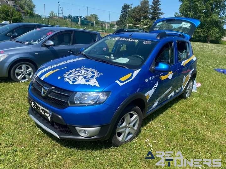 Explosif Tuning Club
Imagen del reportaje de la revista Tuning Area4tuners.es, de la concentración de coches Tuning del año 2023 en Sempigny, Francia