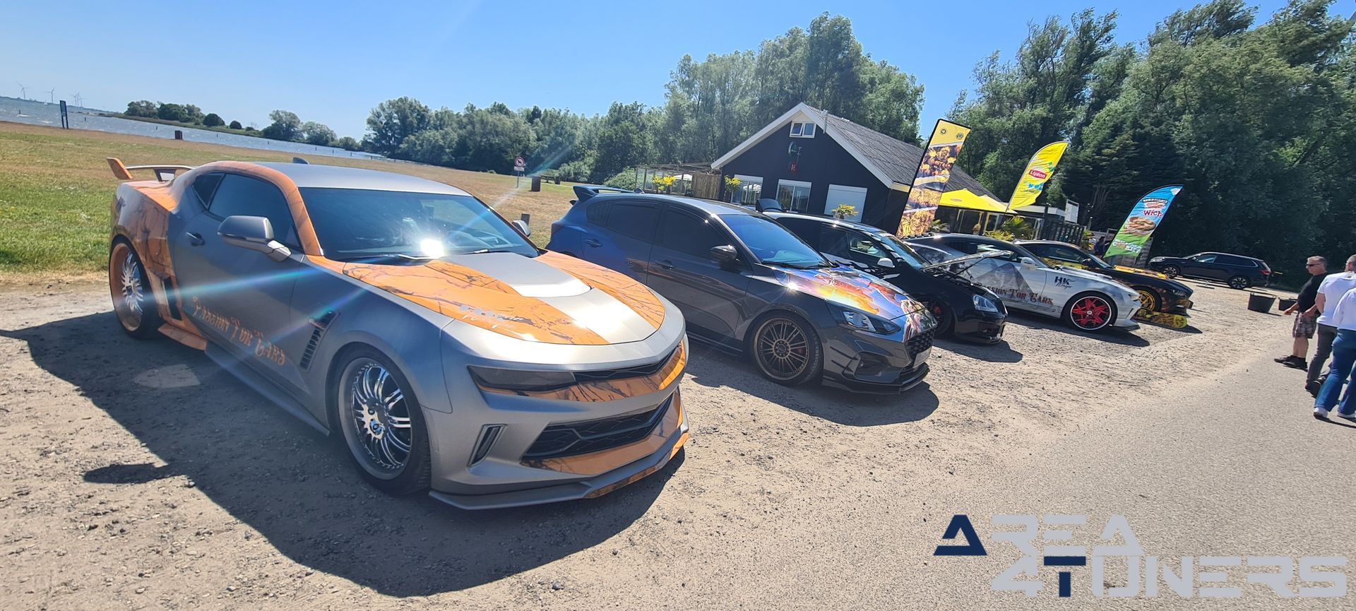 Stanced Kingdom
Imagen del reportaje de la revista Tuning Area4tuners.es, de la concentración de coches Tuning del año 2023 en Banaam, Holanda