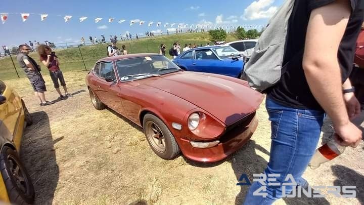Merguez Tuning Show
Imagen del reportaje de la revista Tuning Area4tuners.es, de la concentración de coches Tuning del año 2023 en Circuit Magny Cours, Francia