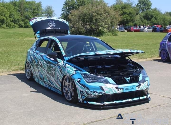 Vw Days
Imagen del reportaje de la revista Tuning Area4tuners.es, de la concentración de coches Tuning del año 2023 en Clastres, Francia