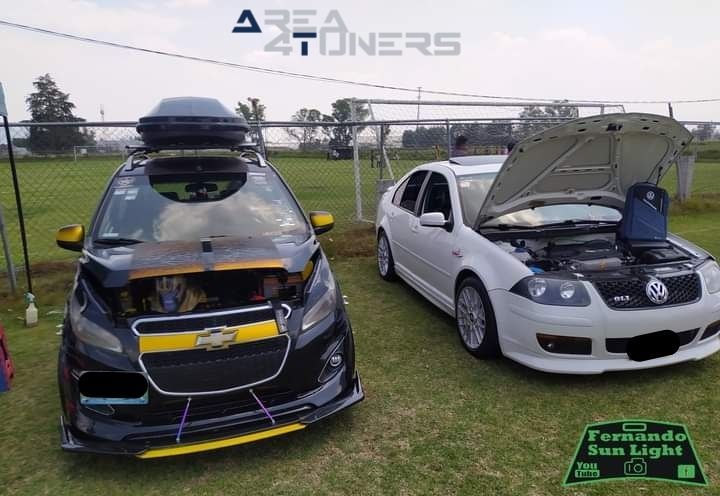 Two Cars
Imagen del reportaje de la revista Tuning Area4tuners.es, de la concentración de coches Tuning del año 2023 en Tuzitlan, México