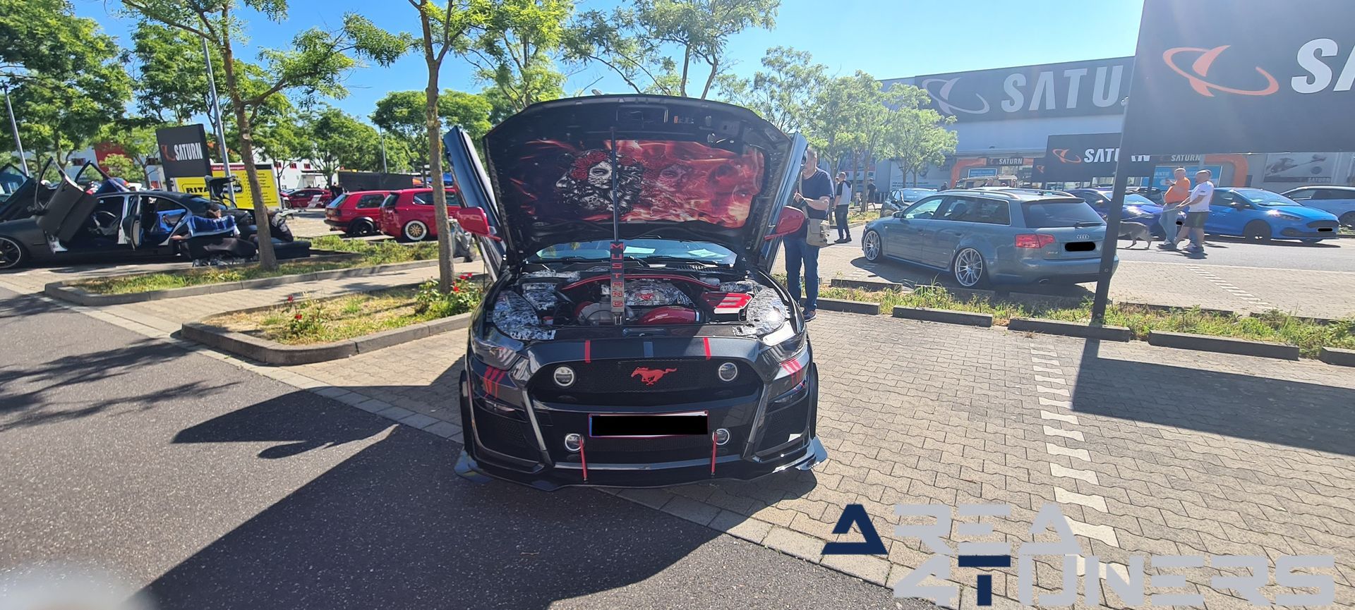 8 Day Tuning
Imagen del reportaje de la revista Tuning Area4tuners.es, de la concentración de coches Tuning del año 2023 en Kerpen, Alemania