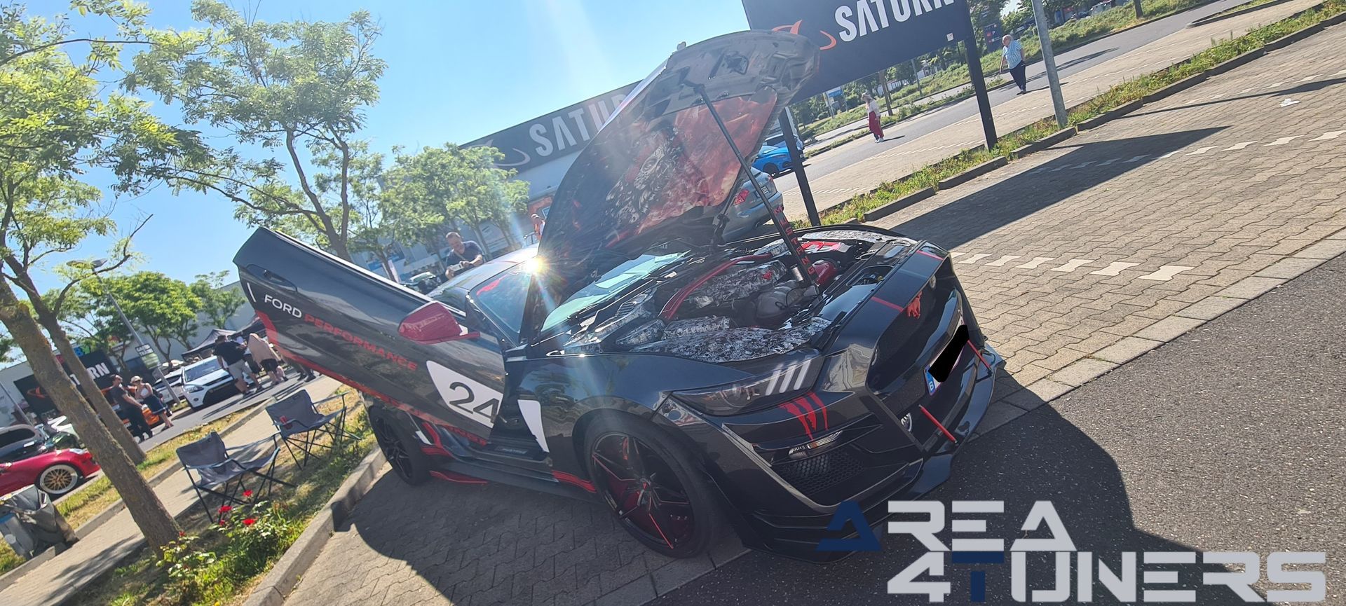 8 Day Tuning
Imagen del reportaje de la revista Tuning Area4tuners.es, de la concentración de coches Tuning del año 2023 en Kerpen, Alemania