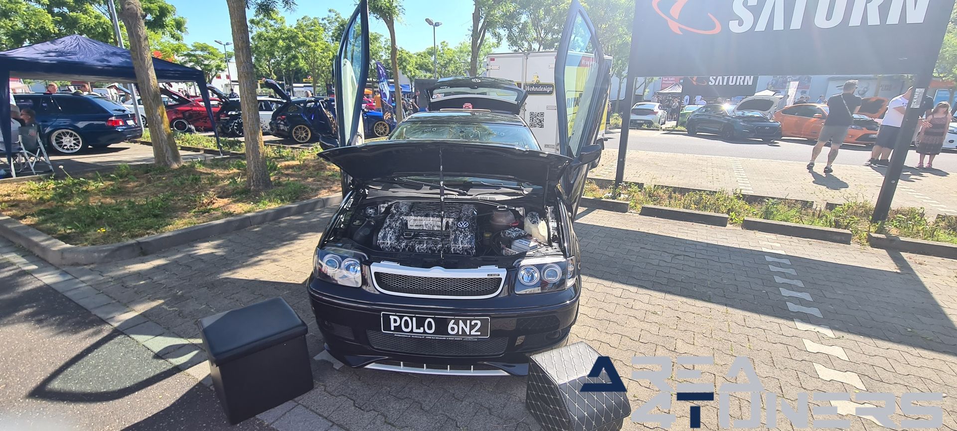 8 Day Tuning
Imagen del reportaje de la revista Tuning Area4tuners.es, de la concentración de coches Tuning del año 2023 en Kerpen, Alemania