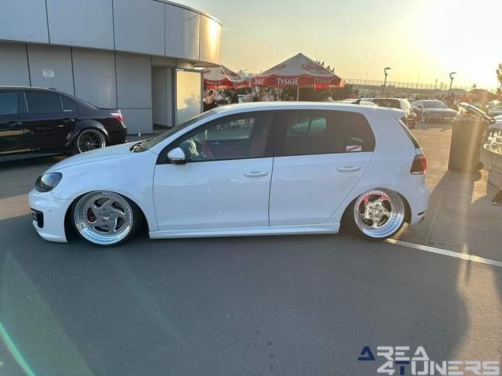 Karlskoga Motorsportveckan 2023
Imagen del reportaje de la revista Tuning Area4tuners.es, de la concentración de coches Tuning del año 2023 en Karlskoga, Suecia