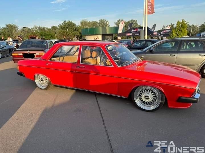 Karlskoga Motorsportveckan 2023
Imagen del reportaje de la revista Tuning Area4tuners.es, de la concentración de coches Tuning del año 2023 en Karlskoga, Suecia