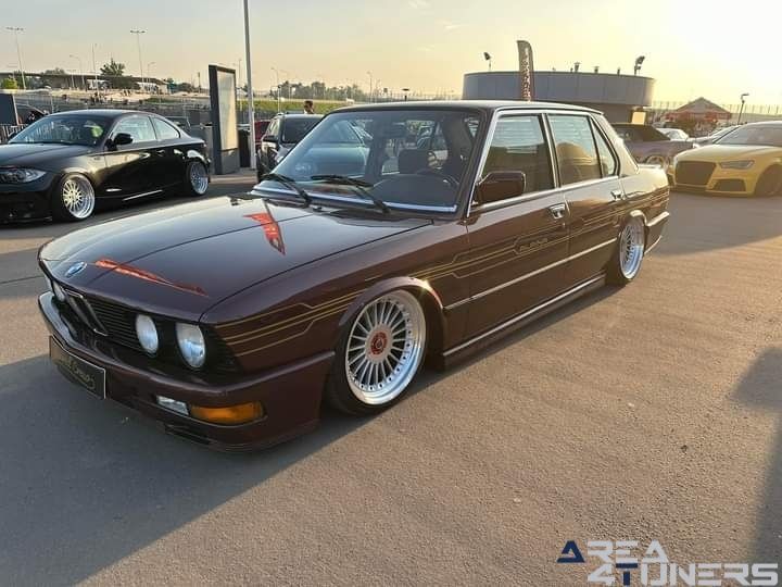 Karlskoga Motorsportveckan 2023
Imagen del reportaje de la revista Tuning Area4tuners.es, de la concentración de coches Tuning del año 2023 en Karlskoga, Suecia