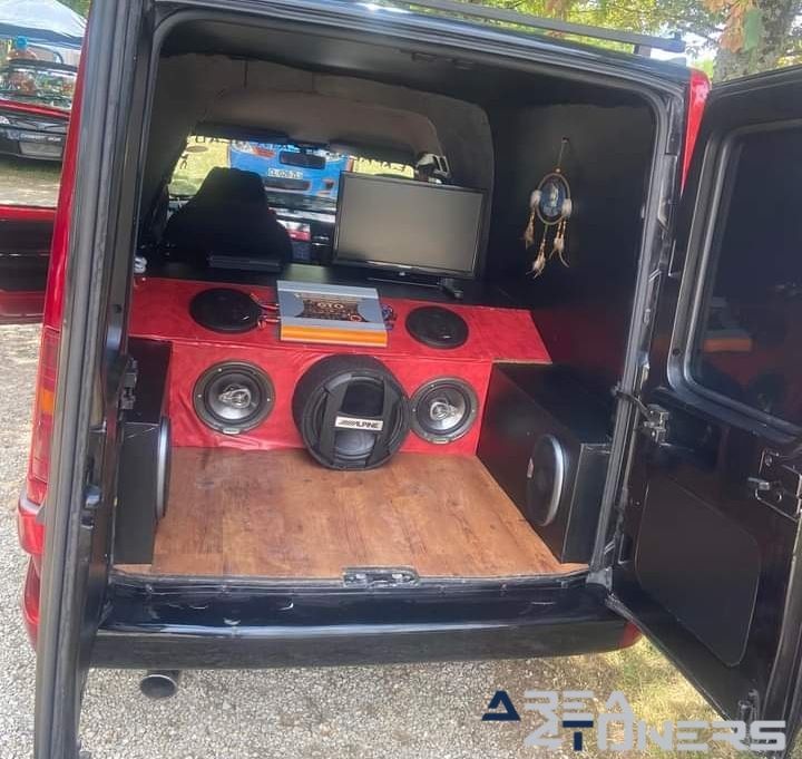 Meeting Du Dynamic 10
Imagen del reportaje de la revista Tuning Area4tuners.es, de la concentración de coches Tuning del año 2023 en Dienville, Francia