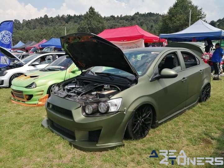 Citytunners Street Customs
Imagen del reportaje de la revista Tuning Area4tuners.es, de la concentración de coches Tuning del año 2023 en México D.F., México