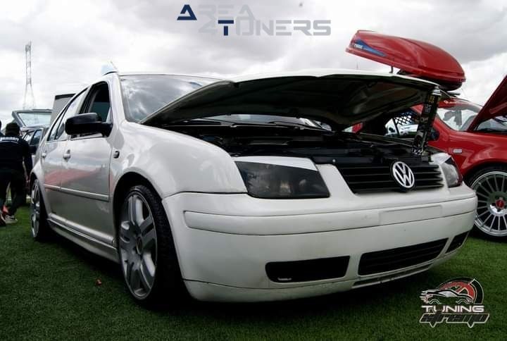 Royal Richies 2º Aniversario
Imagen del reportaje de la revista Tuning Area4tuners.es, de la concentración de coches Tuning del año 2023 en Valle Del Chalco, México
