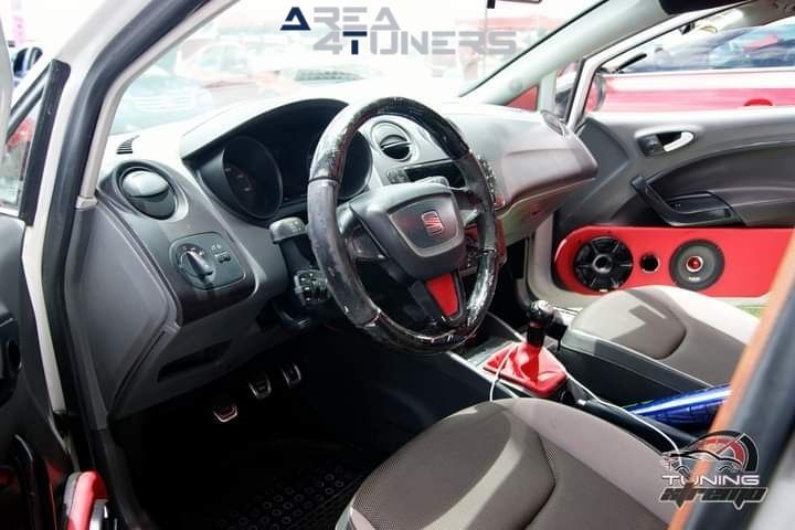 Royal Richies 2º Aniversario
Imagen del reportaje de la revista Tuning Area4tuners.es, de la concentración de coches Tuning del año 2023 en Valle Del Chalco, México