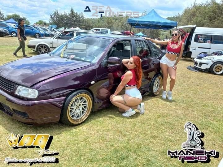 La Pasión Nos Une 2º Volumén
Imagen del reportaje de la revista Tuning Area4tuners.es, de la concentración de coches Tuning del año 2023 en Cañadas Nicolás Romero, México