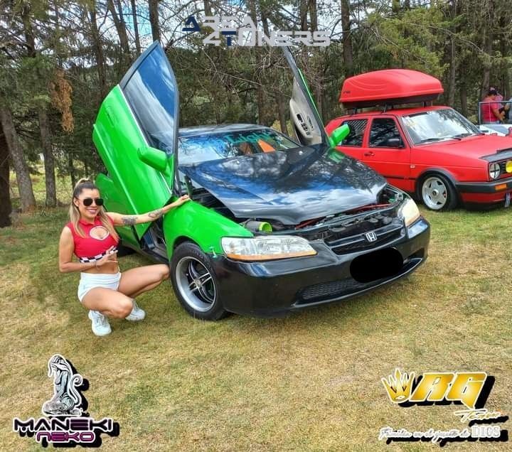 La Pasión Nos Une 2º Volumén
Imagen del reportaje de la revista Tuning Area4tuners.es, de la concentración de coches Tuning del año 2023 en Cañadas Nicolás Romero, México