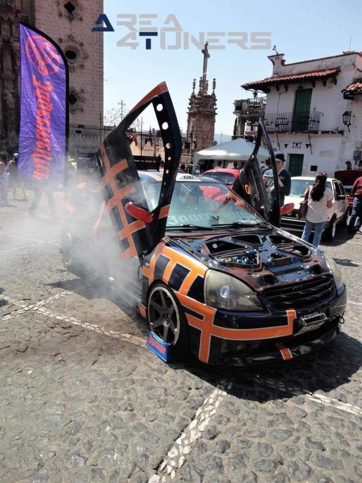 Taxco Fest 2023
Imagen del reportaje de la revista Tuning Area4tuners.es, de la concentración de coches Tuning del año 2023 en Taxco De Alarcón, México