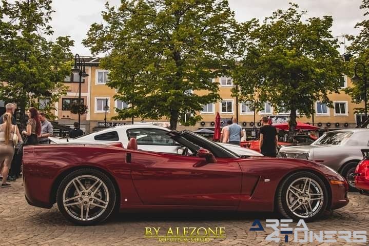 Karlskoga Motorsportveckan 2023
Imagen del reportaje de la revista Tuning Area4tuners.es, de la concentración de coches Tuning del año 2023 en Karlskoga, Suecia