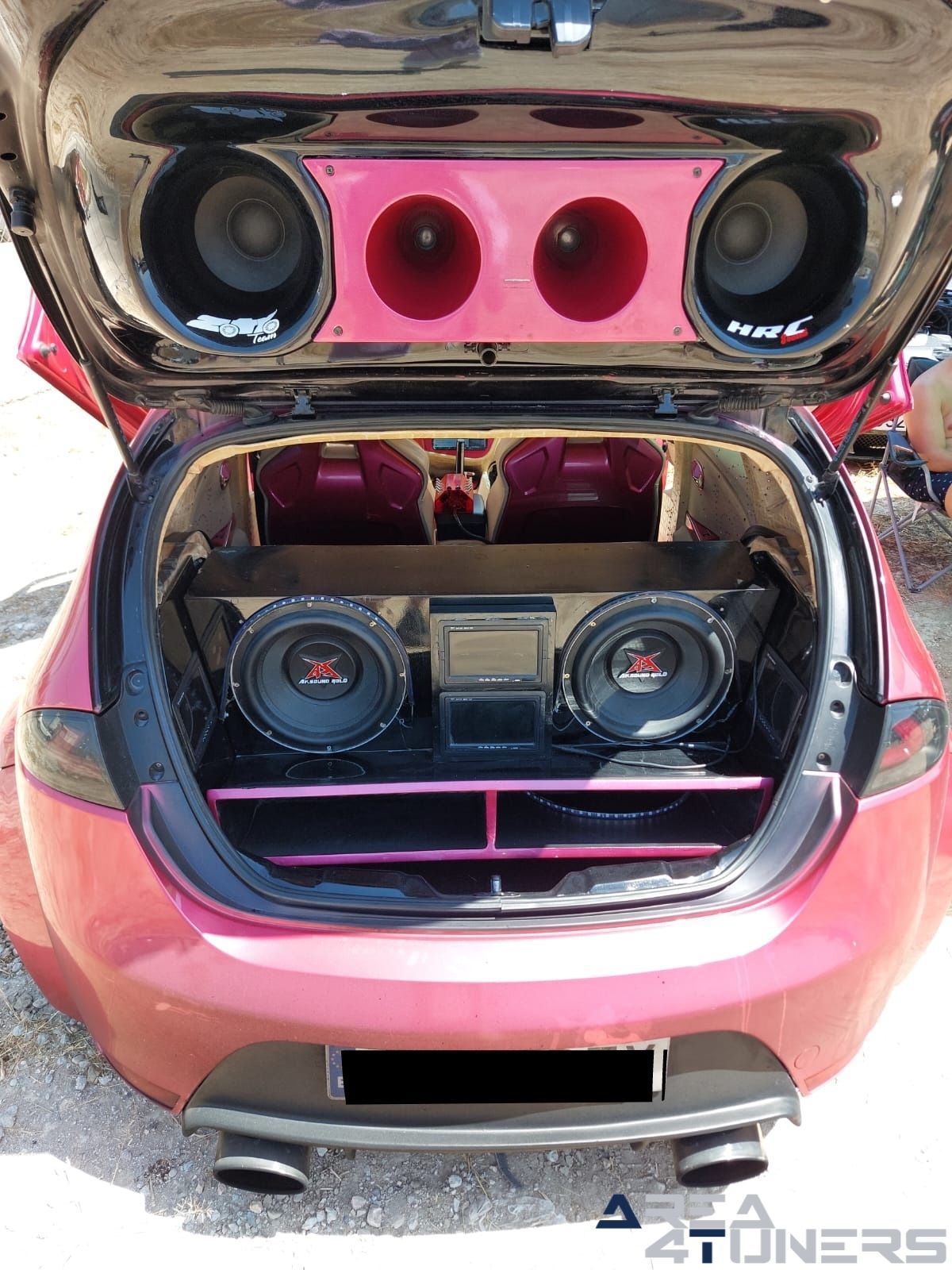 Concentración Radikal
Imagen del reportaje de la revista Tuning Area4tuners.es, de la concentración de coches Tuning del año 2023 en Alguazas, Murcia, España