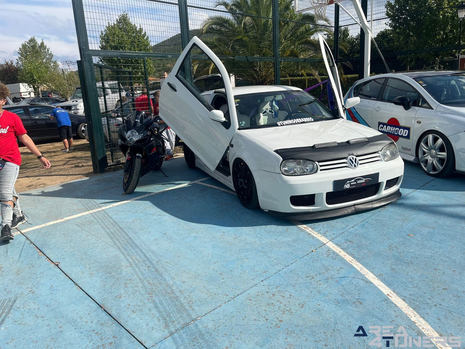 3a Kdd Robledollano
Imagen del reportaje de la revista Tuning Area4tuners.es, de la concentración de coches Tuning del año 2023 en Robledollano, Cáceres, España