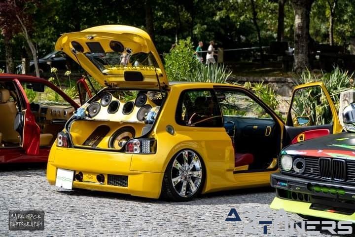 Mozelos Tuning Show
Imagen del reportaje de la revista Tuning Area4tuners.es, de la concentración de coches Tuning del año 2023 en Mozelos, Portugal