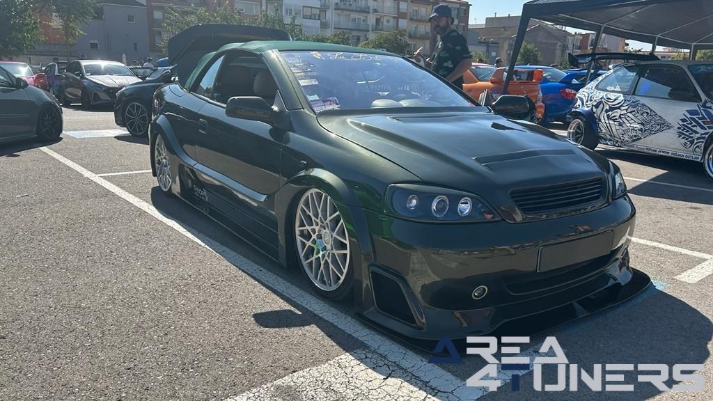 Blanes Motor Days 2k23
Imagen del reportaje de la revista Tuning Area4tuners.es, de la concentración de coches Tuning del año 2023 en Blanes, Gerona, España