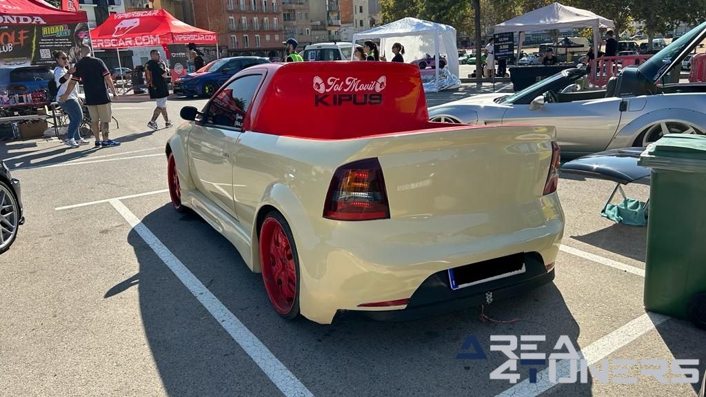 Blanes Motor Days 2k23
Imagen del reportaje de la revista Tuning Area4tuners.es, de la concentración de coches Tuning del año 2023 en Blanes, Gerona, España