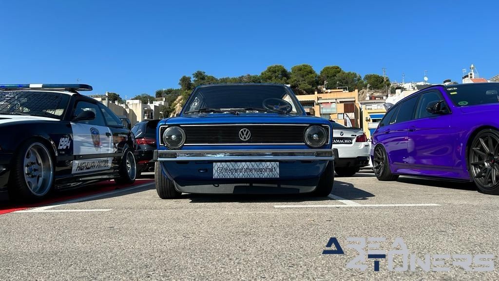 Blanes Motor Days 2k23
Imagen del reportaje de la revista Tuning Area4tuners.es, de la concentración de coches Tuning del año 2023 en Blanes, Gerona, España