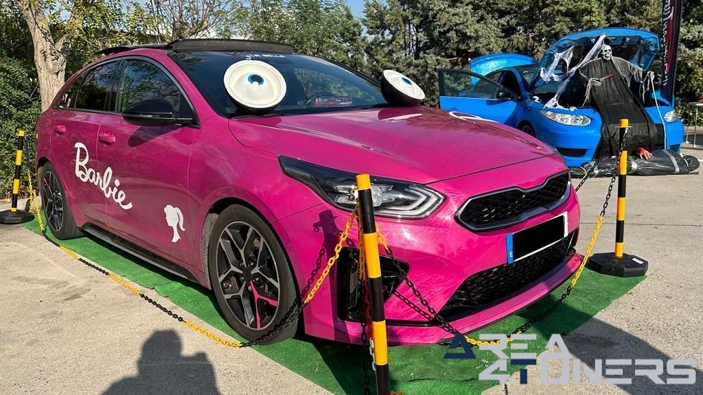 1a Kdd Old School Tuning Club
Imagen del reportaje de la revista Tuning Area4tuners.es, de la concentración de coches Tuning del año 2023 en Otero, Toledo, España