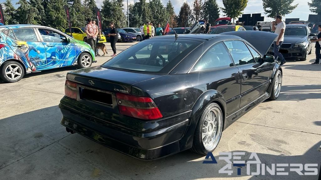 1a Kdd Old School Tuning Club
Imagen del reportaje de la revista Tuning Area4tuners.es, de la concentración de coches Tuning del año 2023 en Otero, Toledo, España