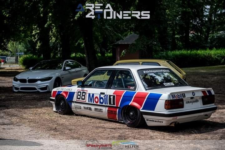 Sourkrauts Inneres
Imagen del reportaje de la revista Tuning Area4tuners.es, de la concentración de coches Tuning del año 2023 en Blumenpflüken, Alemania