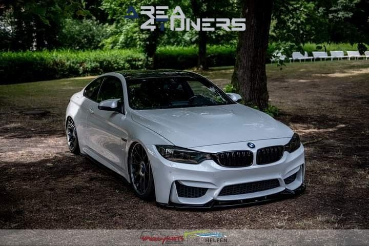 Sourkrauts Inneres
Imagen del reportaje de la revista Tuning Area4tuners.es, de la concentración de coches Tuning del año 2023 en Blumenpflüken, Alemania