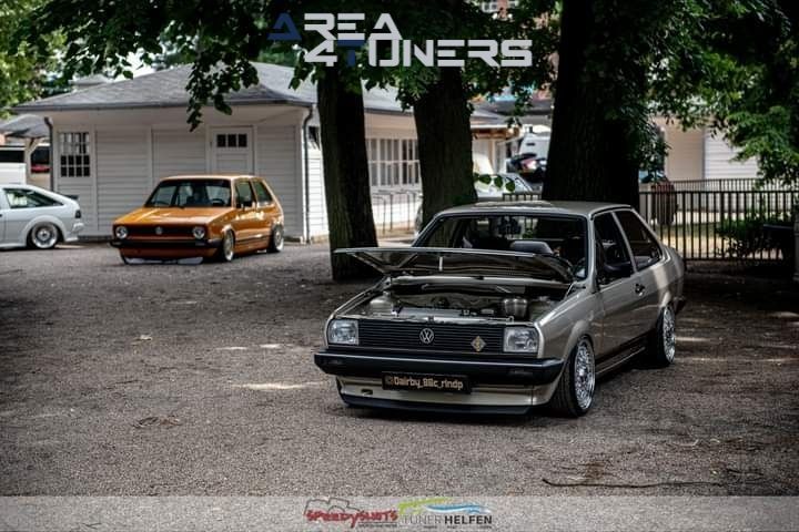 Sourkrauts Inneres
Imagen del reportaje de la revista Tuning Area4tuners.es, de la concentración de coches Tuning del año 2023 en Blumenpflüken, Alemania