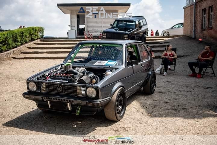 Sourkrauts Inneres
Imagen del reportaje de la revista Tuning Area4tuners.es, de la concentración de coches Tuning del año 2023 en Blumenpflüken, Alemania