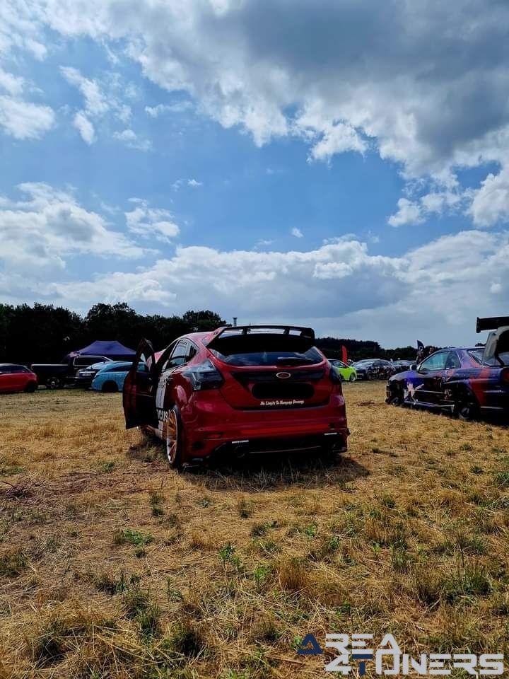 Vzw Passion For Cars Zondag
Imagen del reportaje de la revista Tuning Area4tuners.es, de la concentración de coches Tuning del año 2023 en Dessel, Bélgica