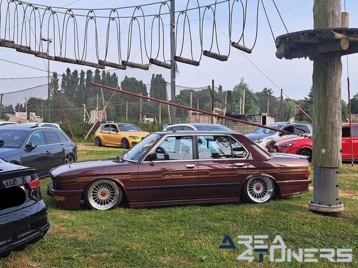 Mountain Adventure Tuning Night
Imagen del reportaje de la revista Tuning Area4tuners.es, de la concentración de coches Tuning del año 2023 en Koomen-Waasten, Bélgica