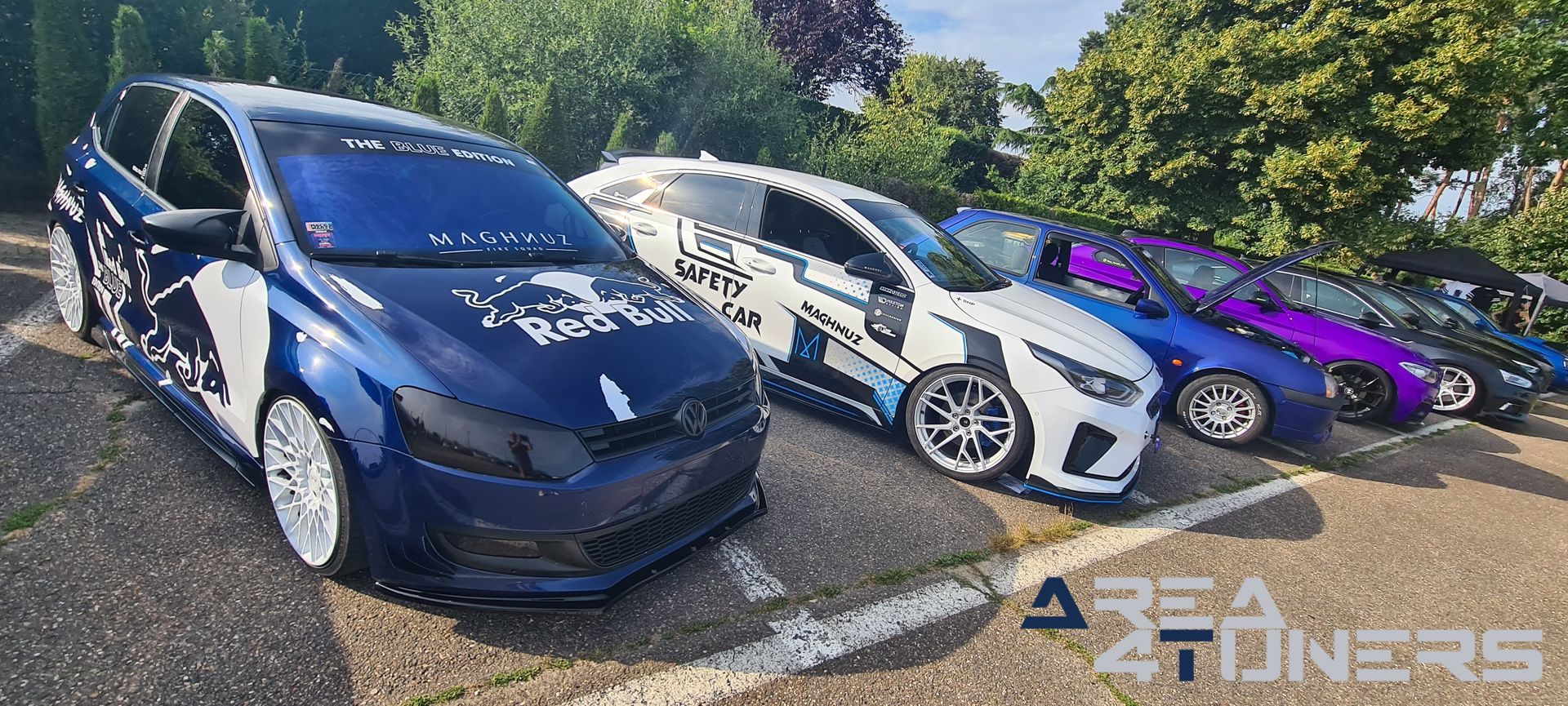 The Untouchables Back On Track Tuning Night
Imagen del reportaje de la revista Tuning Area4tuners.es, de la concentración de coches Tuning del año 2023 en Oudsbergen, Bélgica