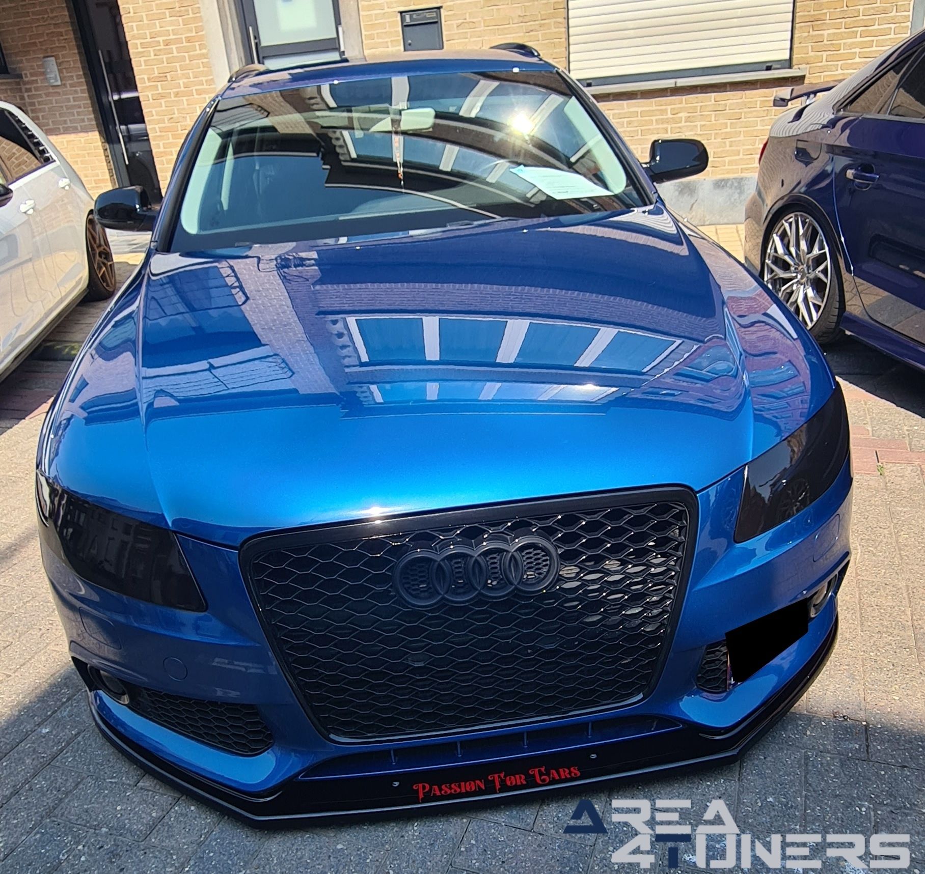 Fundays On Wheels 2.0
Imagen del reportaje de la revista Tuning Area4tuners.es, de la concentración de coches Tuning del año 2023 en Aarschot, Bélgica