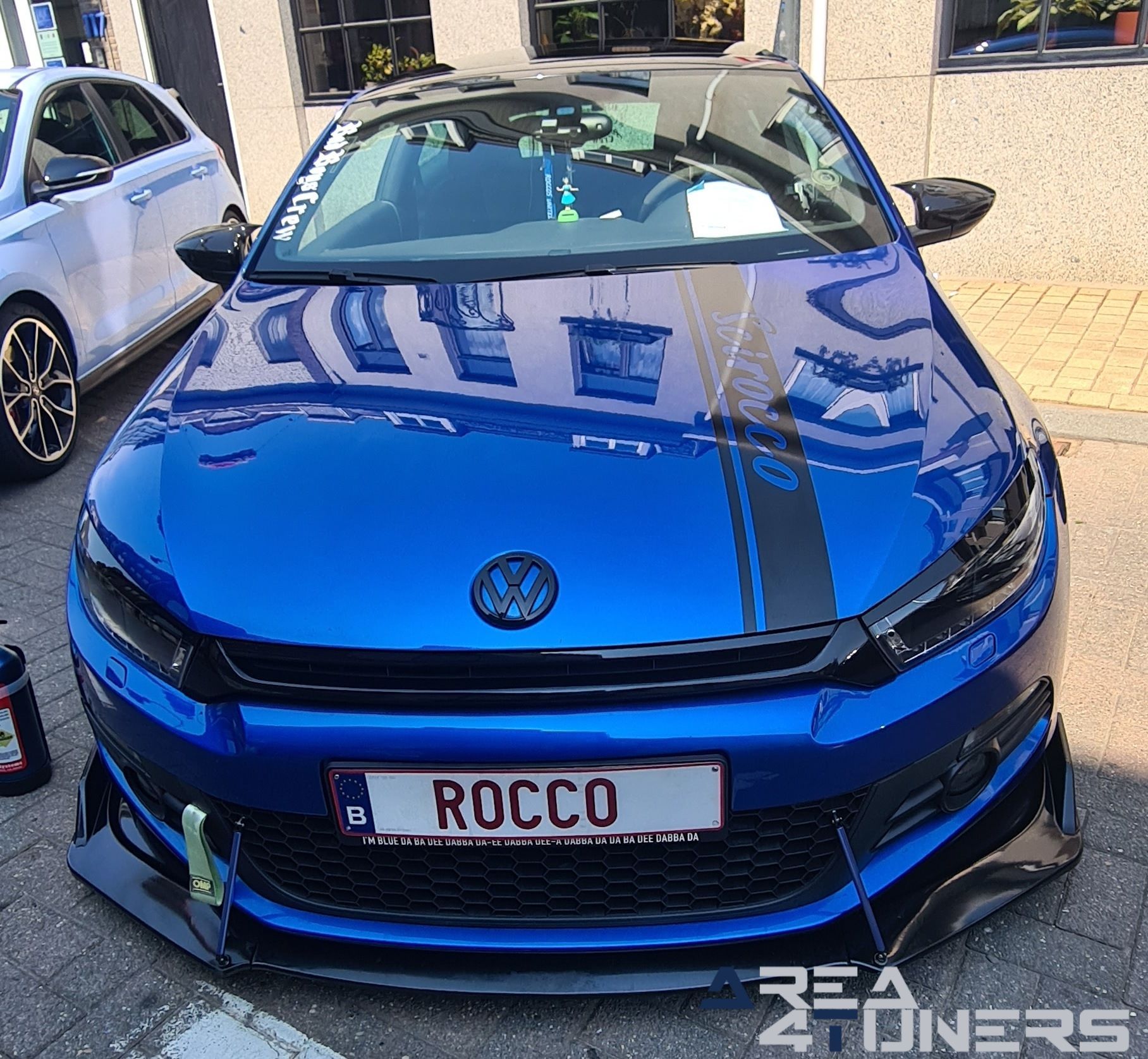 Fundays On Wheels 2.0
Imagen del reportaje de la revista Tuning Area4tuners.es, de la concentración de coches Tuning del año 2023 en Aarschot, Bélgica